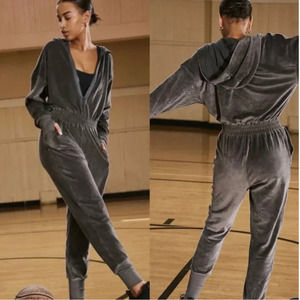 NEW FREE PEOPLE Movement Training Day Gray Velour Onesie Jumpsuit, S